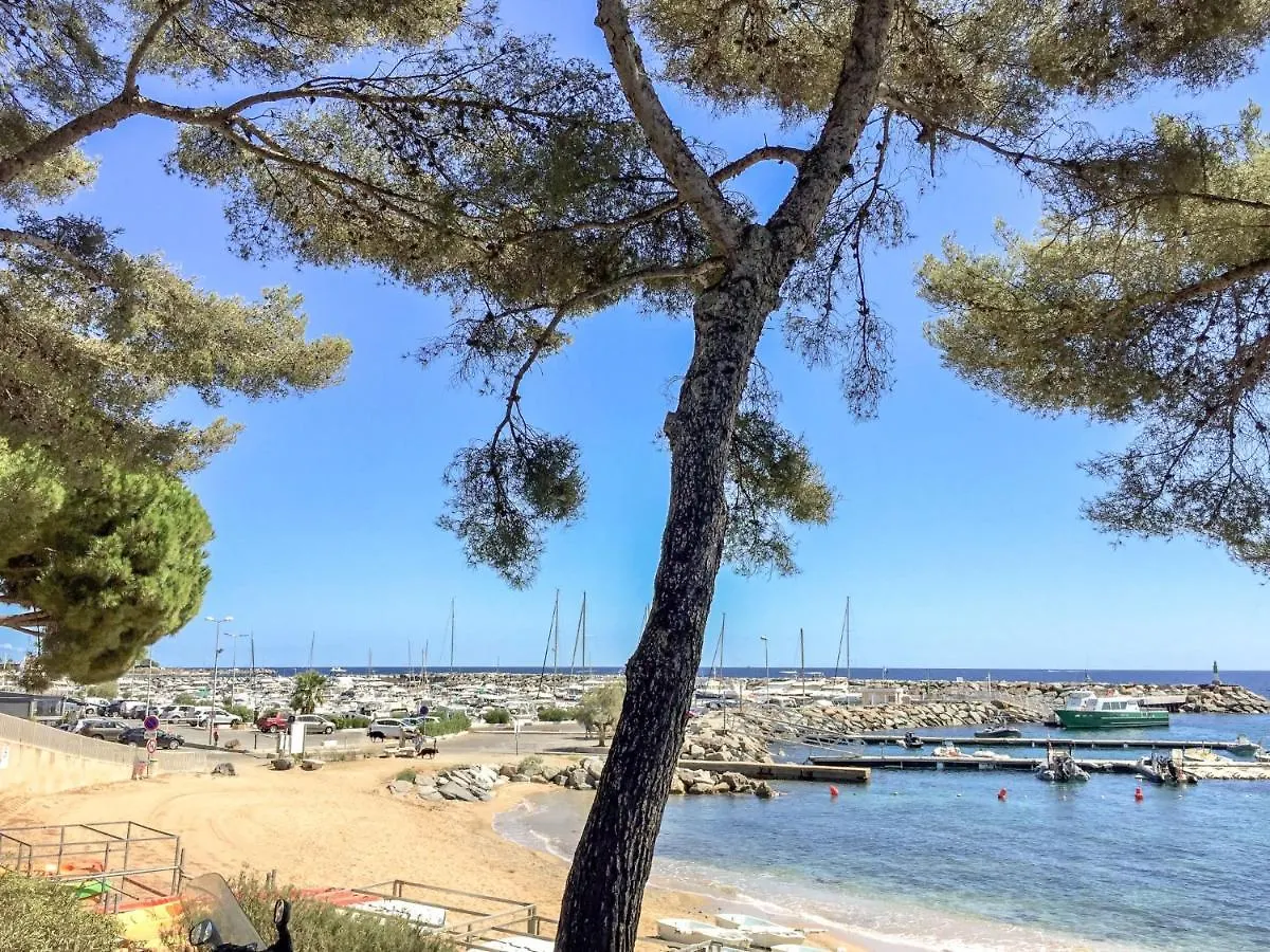 Apartment Les Calanques Spa Thalassotherapie-4 By Interhome Les Issambres