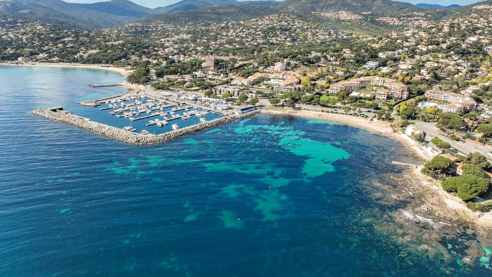 Apartment Les Calanques Spa Thalassotherapie-4 By Interhome Les Issambres