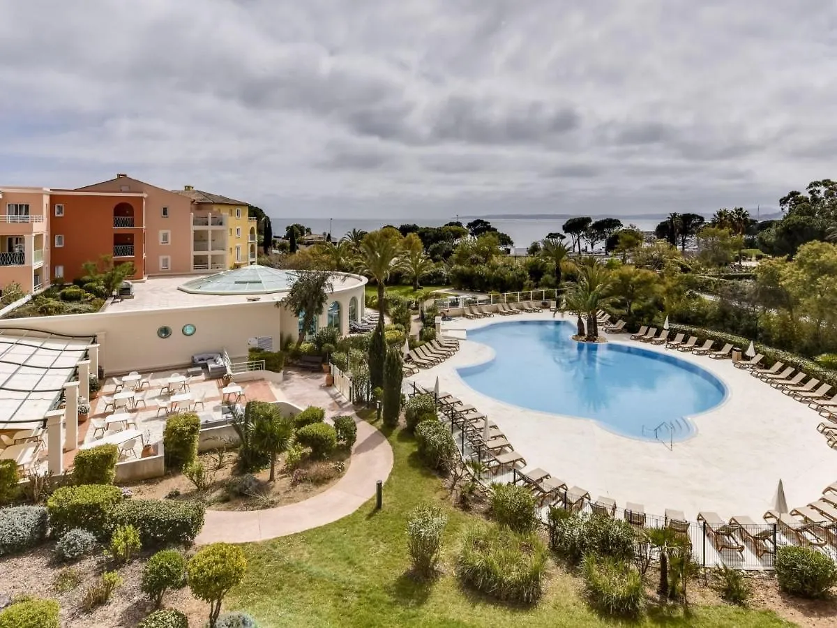 Apartment Les Calanques Spa Thalassotherapie-4 By Interhome Les Issambres Francja